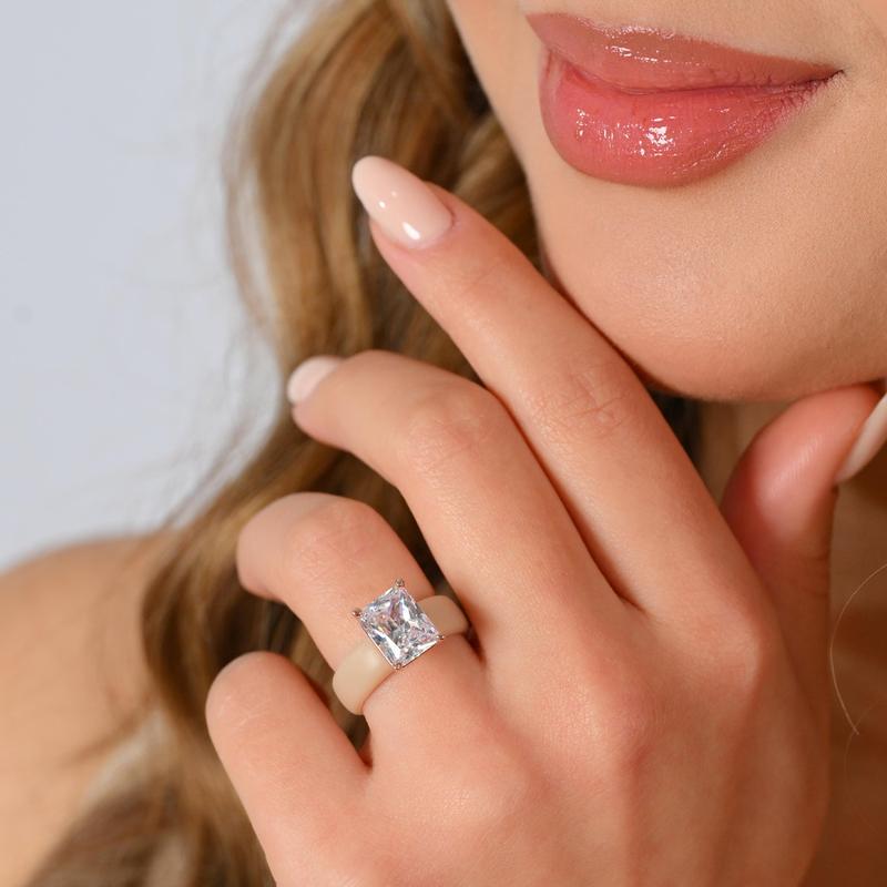 💎Silicone Ring – Emerald Cut CZ